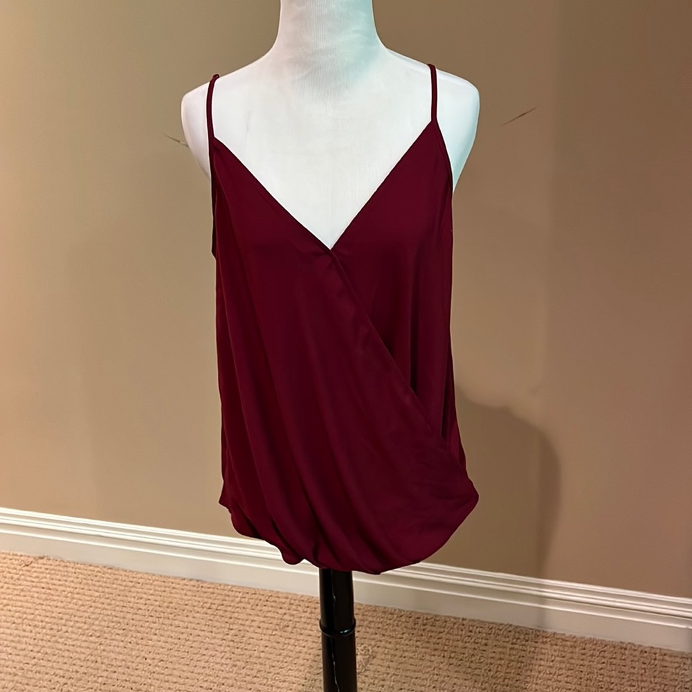 Decker burgundy v-neck tank with crossover front